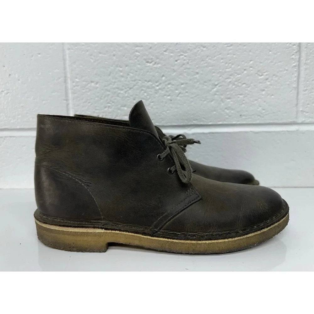 Clarks Bushacre 2 Mens Dark Brown Leather Round Toe Chukka Boots Size 8.5 M Used